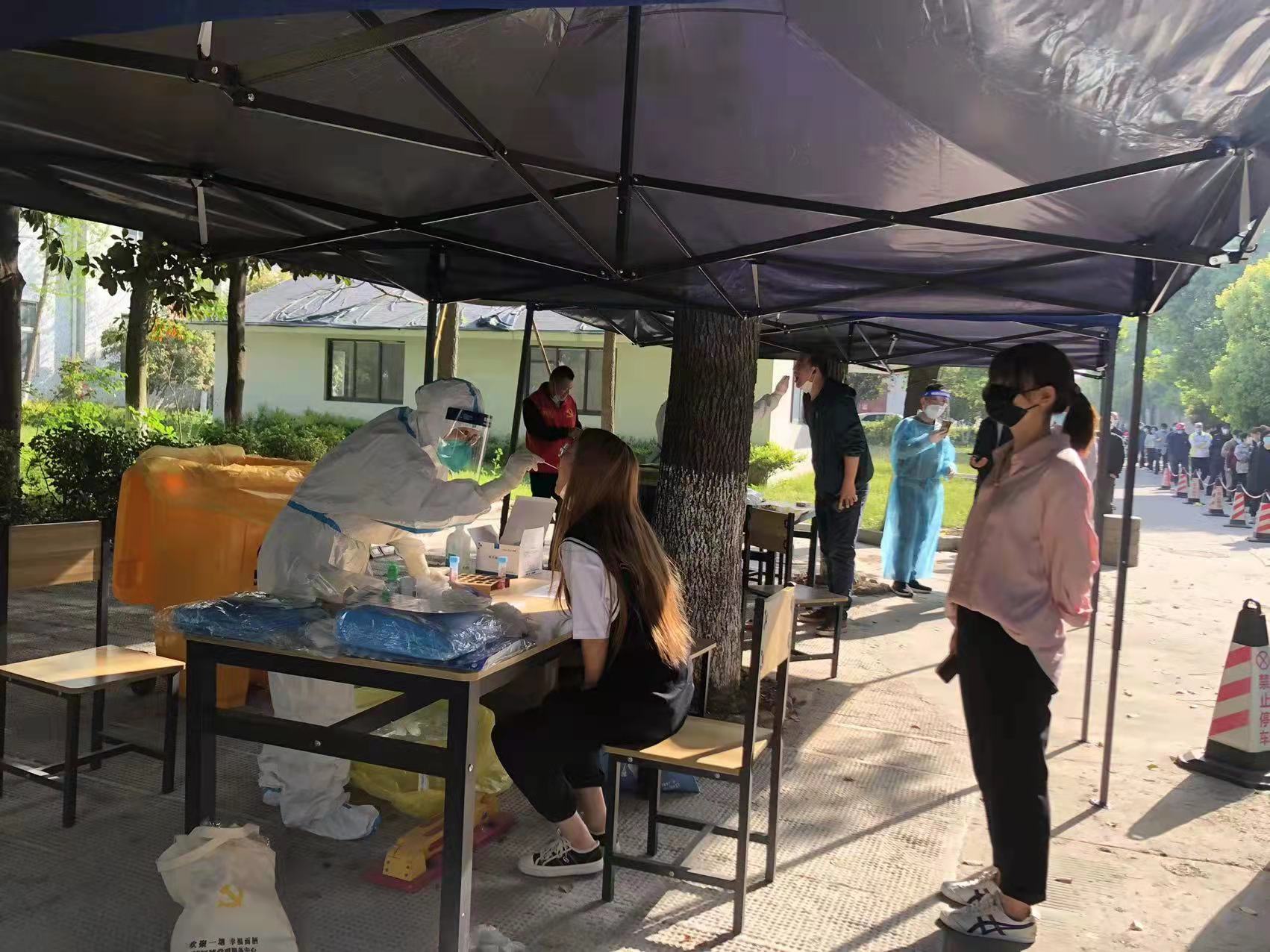 全体核酸，，，，，，，疫情防控不懈怠 —记尊龙凯时过滤机全员配合核酸检测工作